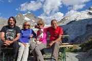 63 Dal rifugio con vista in Piz Roseg
